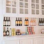 Break Apartment *