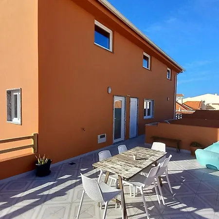 Break Apartment Peniche